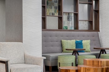 hampton inn and suites dallas arlington n entertainment dist