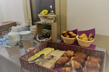 hotel inn design chateaubriant