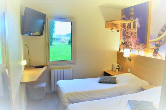 hotel inn design chateaubriant