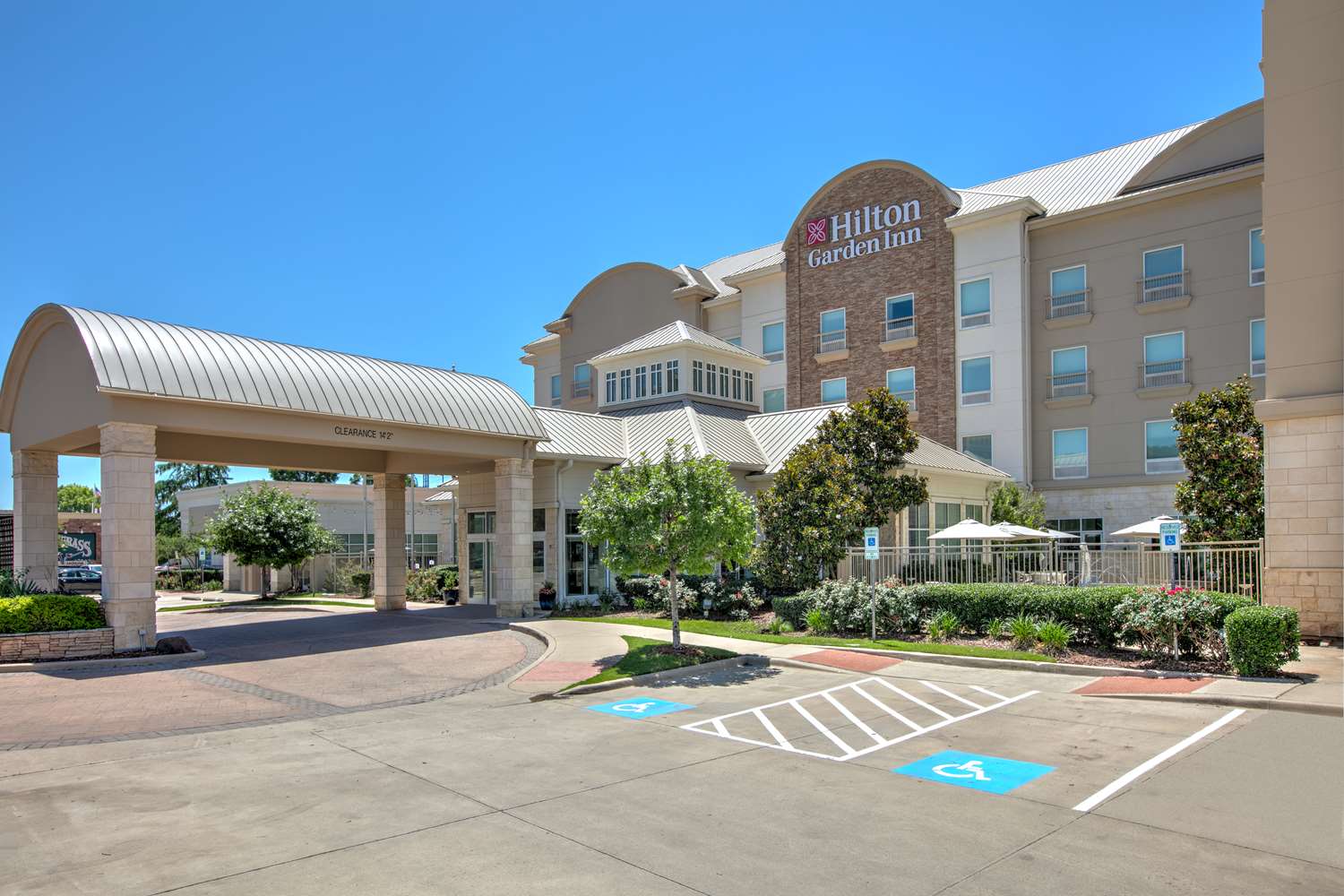 hilton garden inn dallas arlington