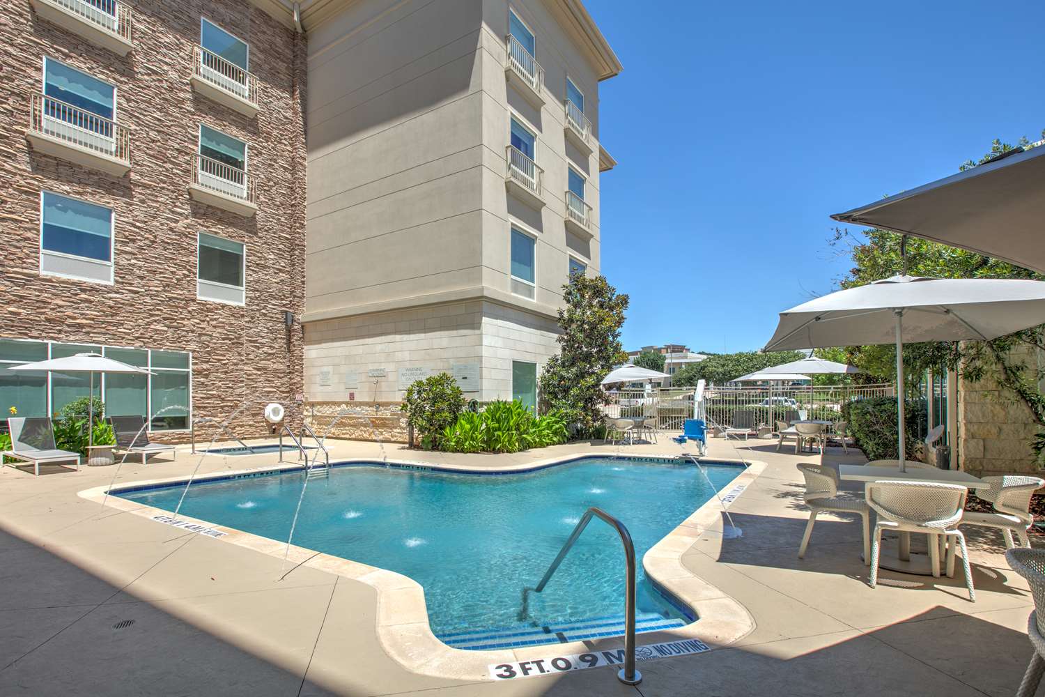 hilton garden inn dallas arlington