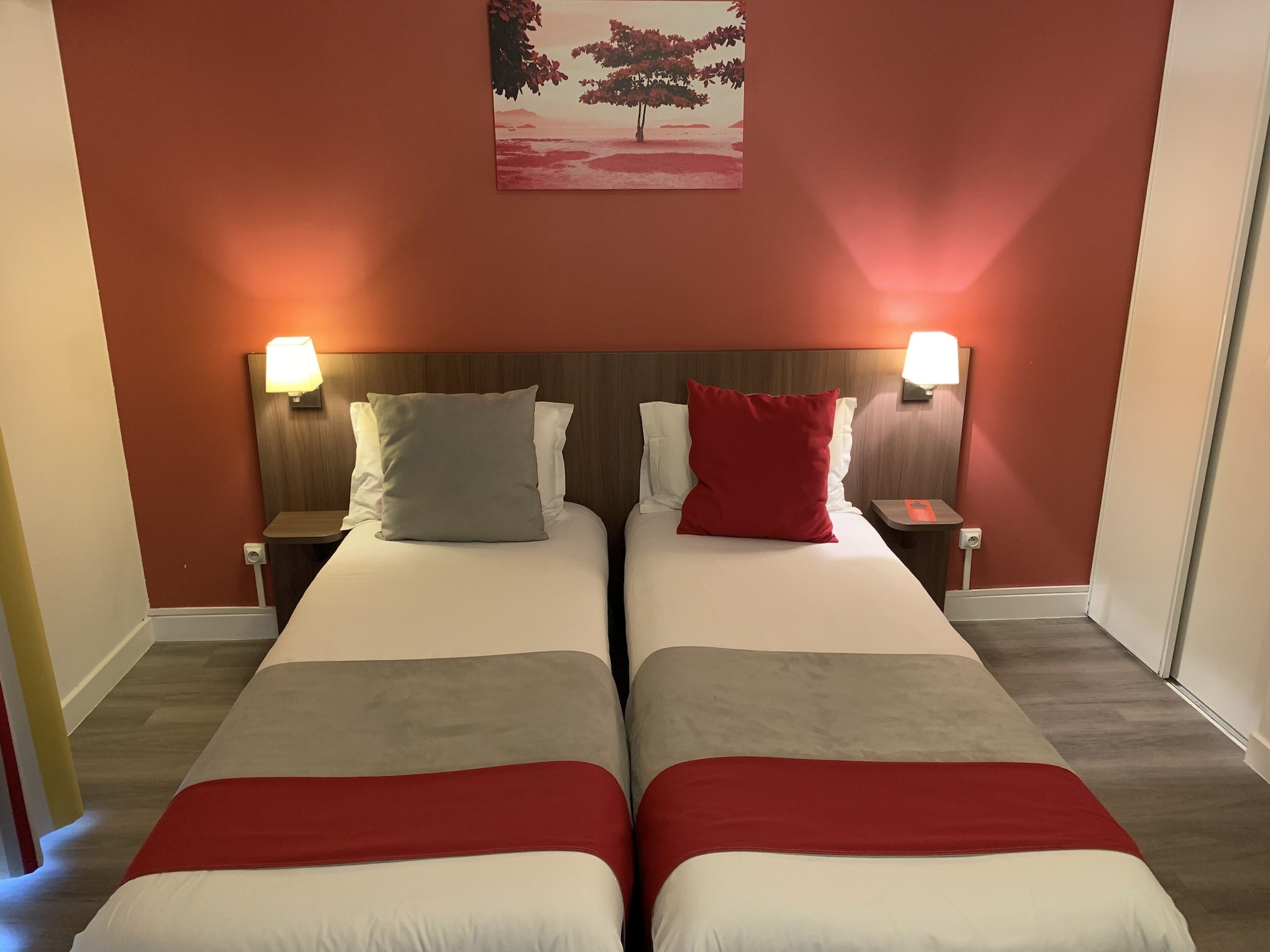 aparthotel mer and golf city perpignan centre