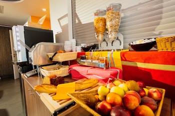 aparthotel mer and golf city perpignan centre