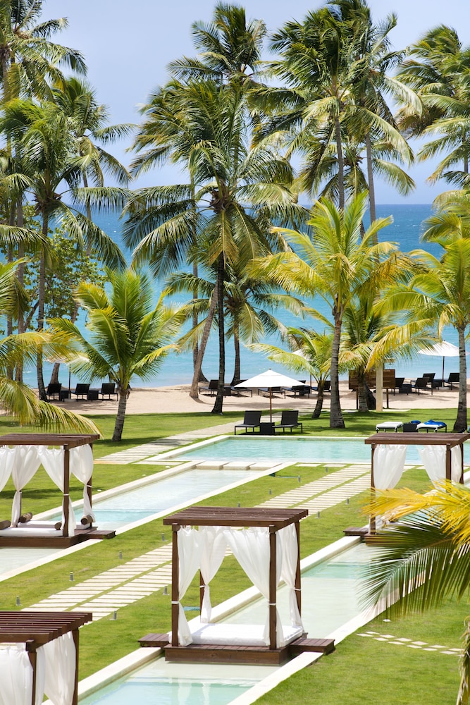 sublime samana hotel and residences