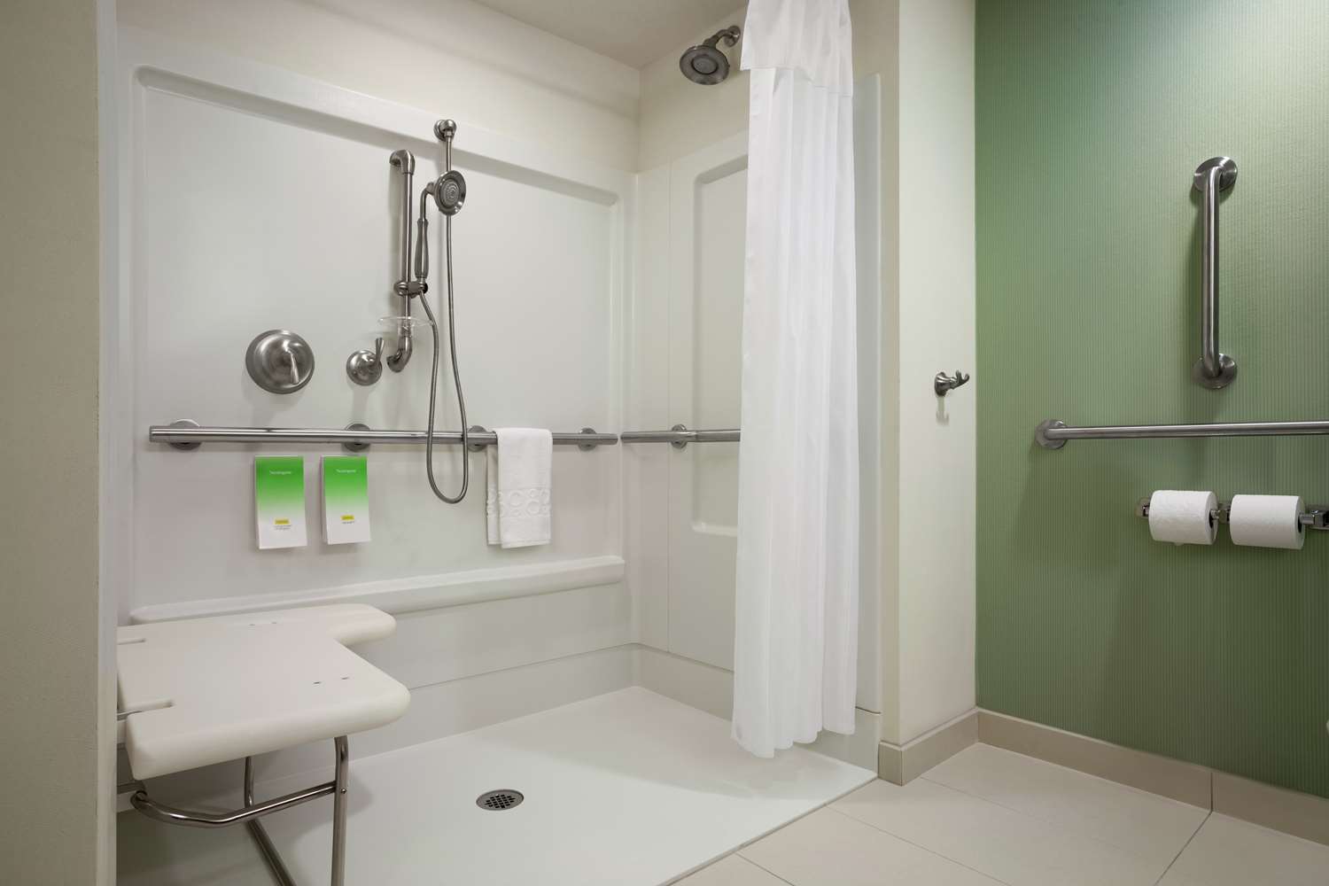 home2 suites by hilton philadelphia convention center pa