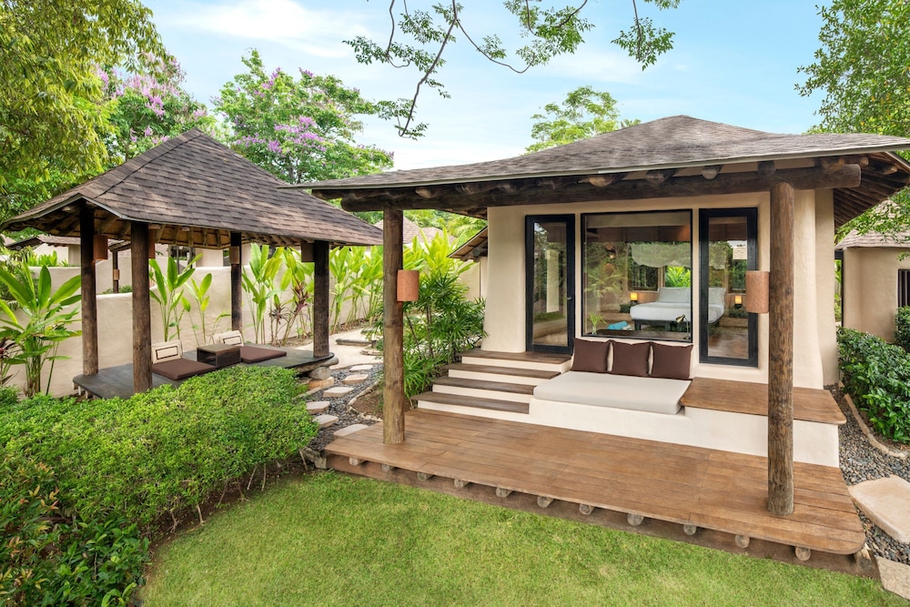 The Naka Island, A Luxury Collection Resort & Spa, Phuket,Ko Naka Yai>>Phuket,5 star