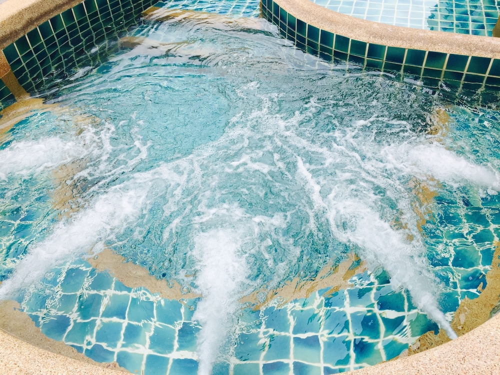 mei zhou phuket hotel