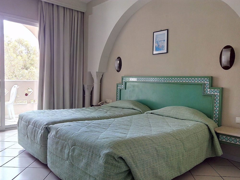 tunisia lodge