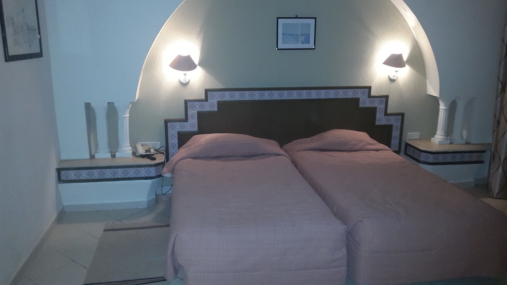 tunisia lodge