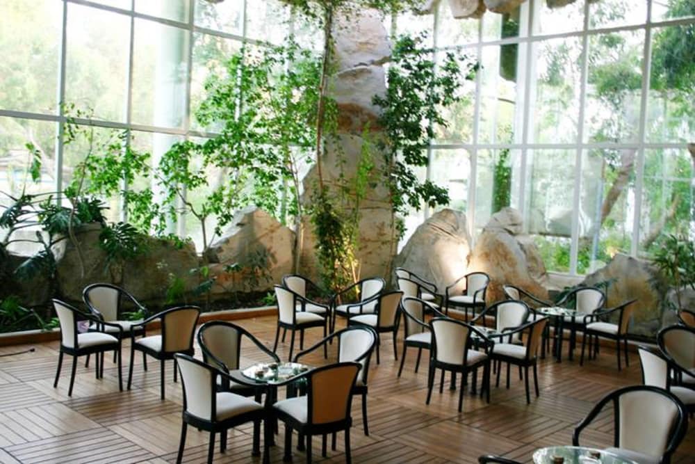 tunisia lodge