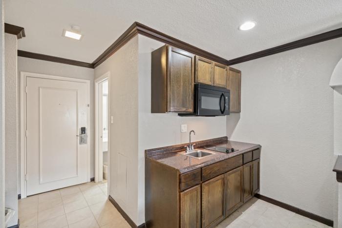 americas best value inn and suites brenham