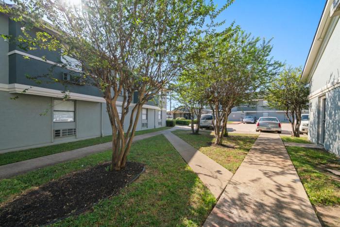 americas best value inn and suites brenham
