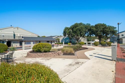 americas best value inn and suites brenham