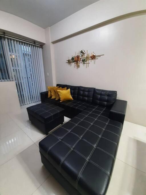 one palm tree villas