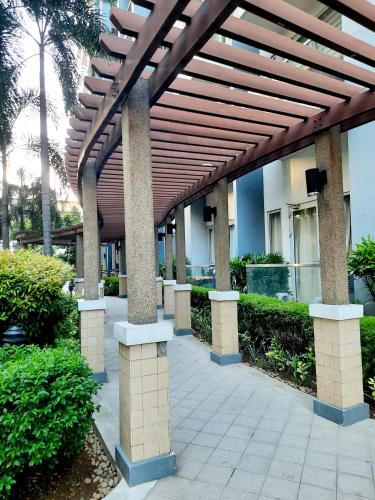 one palm tree villas