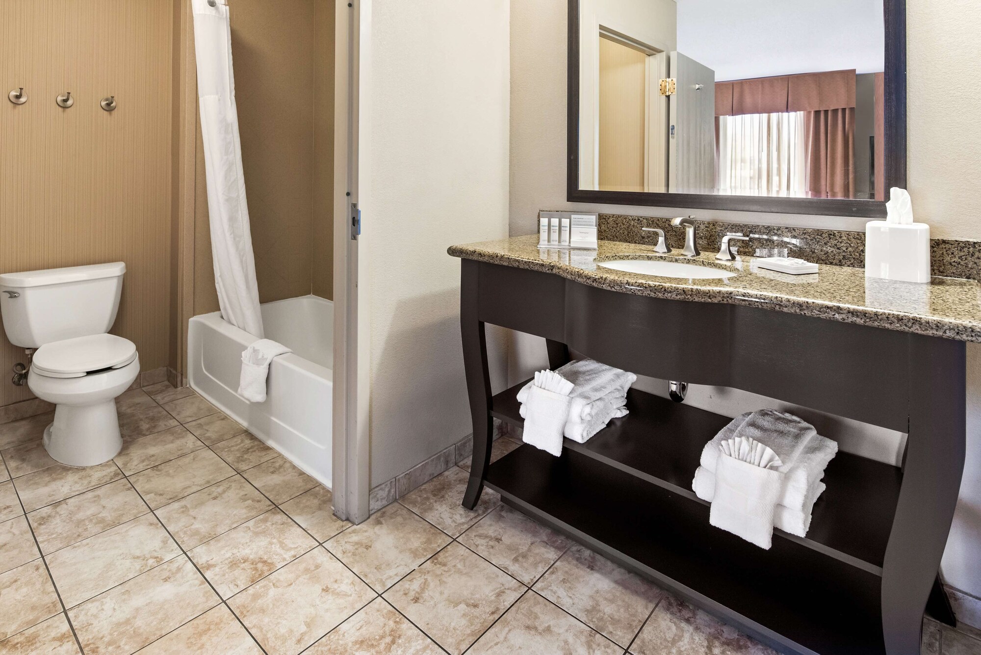 hampton inn and suites banning beaumont