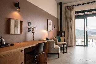 khanyisa mountain lodge