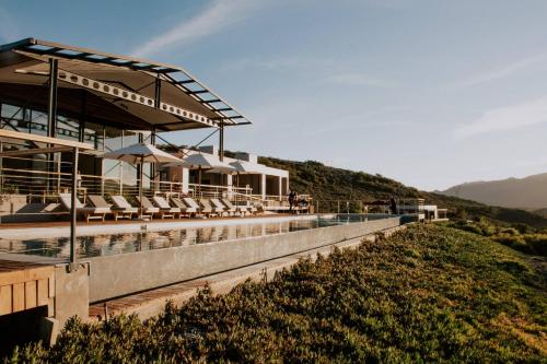 khanyisa mountain lodge