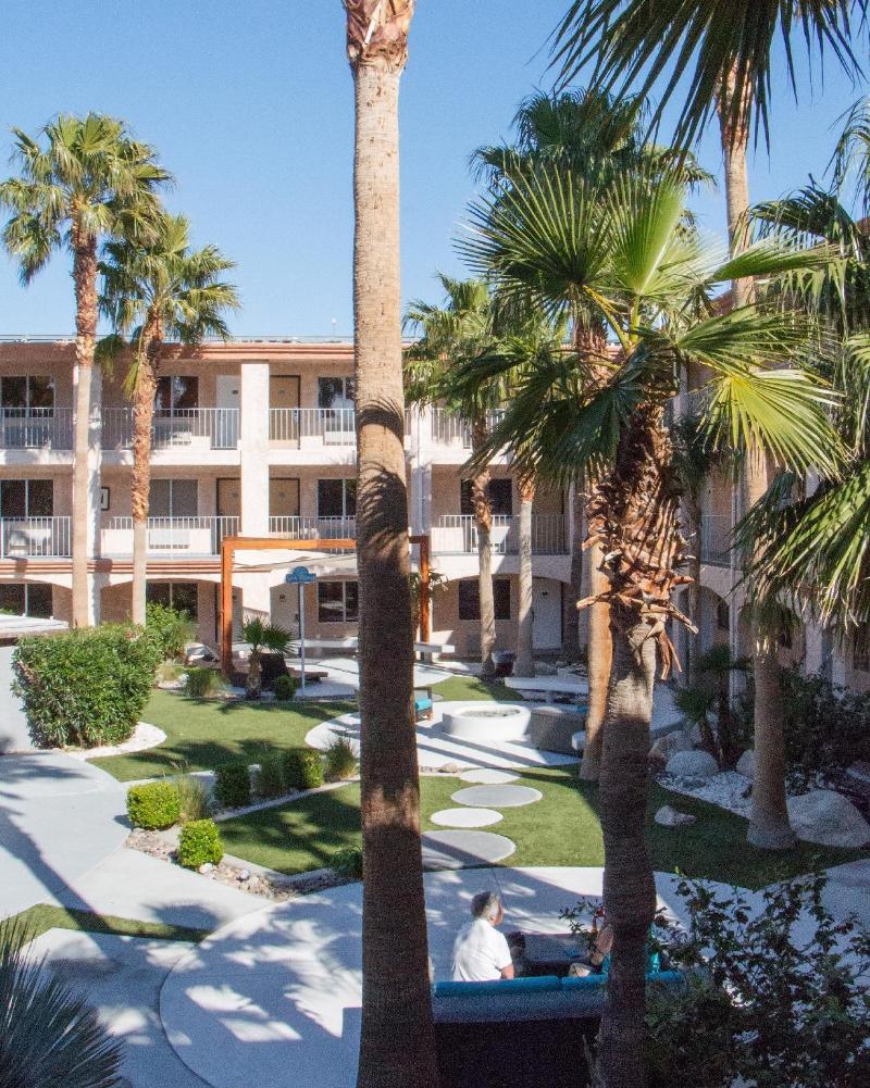 Aqua Soleil Hotel & Mineral Water Spa,Palm Springs>>Desert Hot Springs,3 star