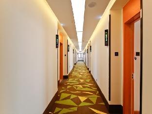 vatica hefei yaohai district wanggang road metro station hotel