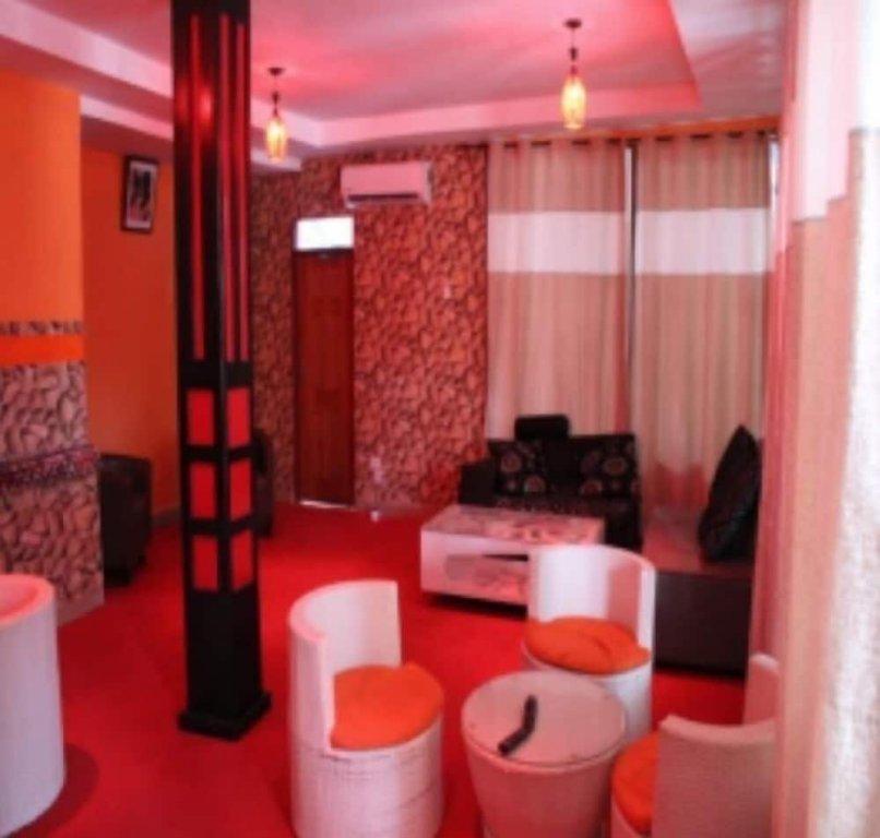 royal village hotel company
