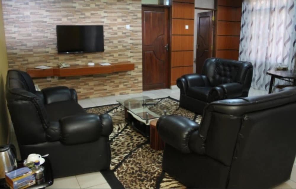 royal village hotel company