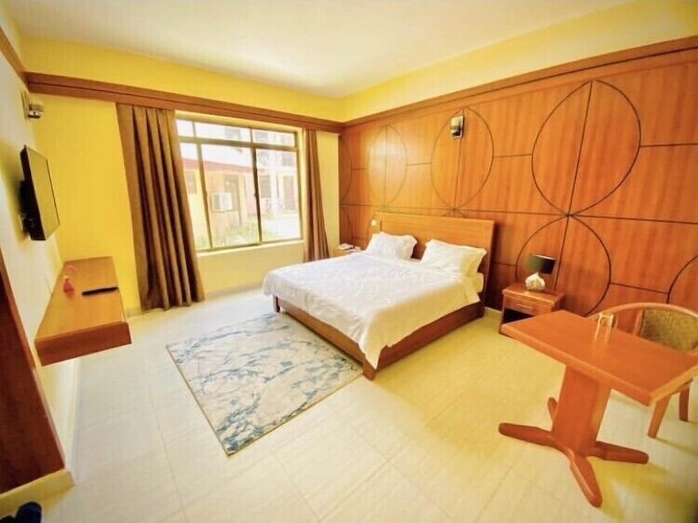 royal village hotel company