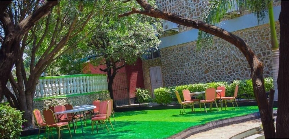 royal village hotel company
