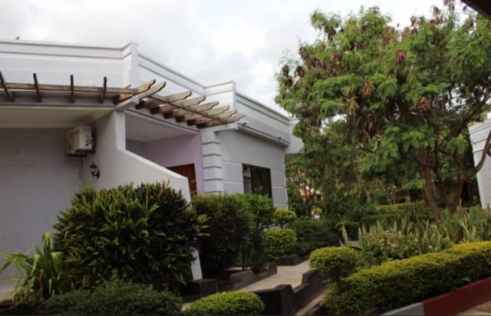 royal village hotel company