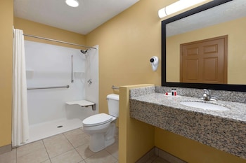 super 8 by wyndham whites creek nashville nw area