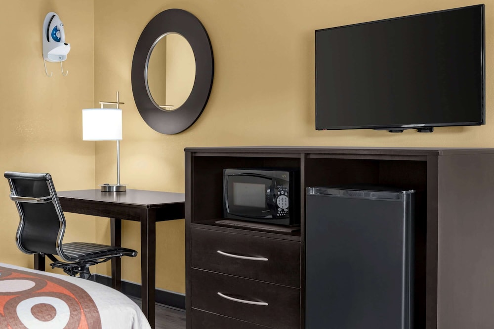 super 8 by wyndham whites creek nashville nw area