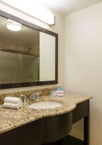 Hampton Inn & Suites Phoenix Chandler-Fashion Center Az,Near Chandler Fashion Center,3 star