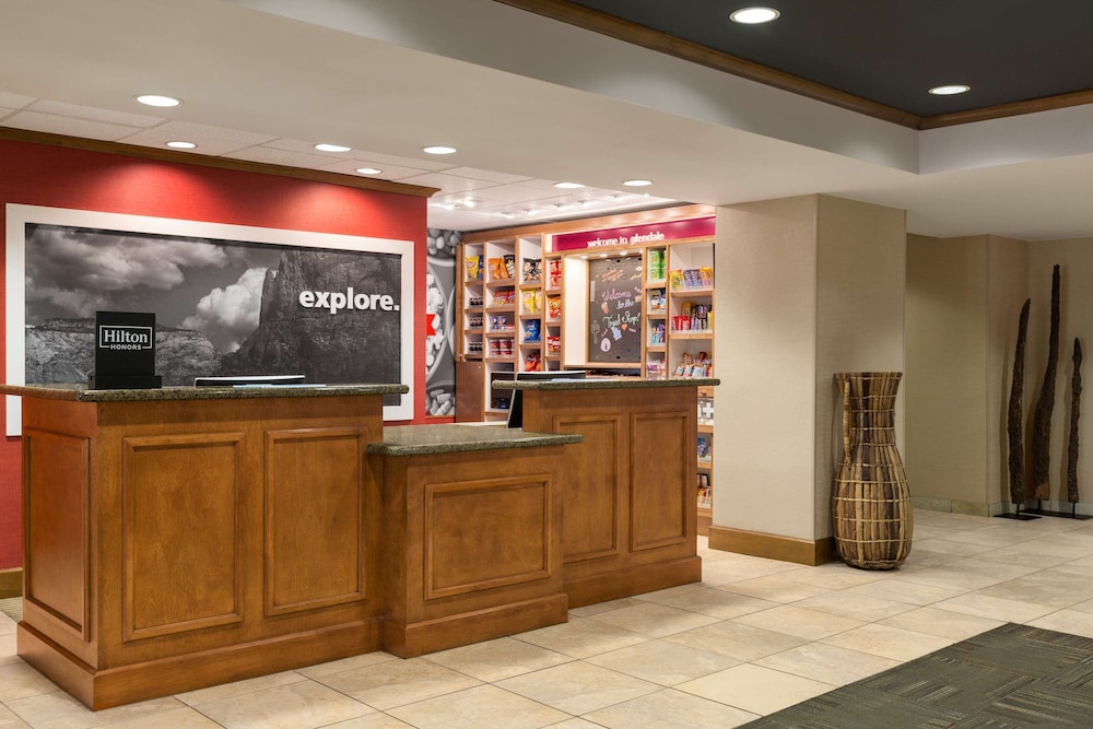 hampton inn and suites phoenix glendale westgate