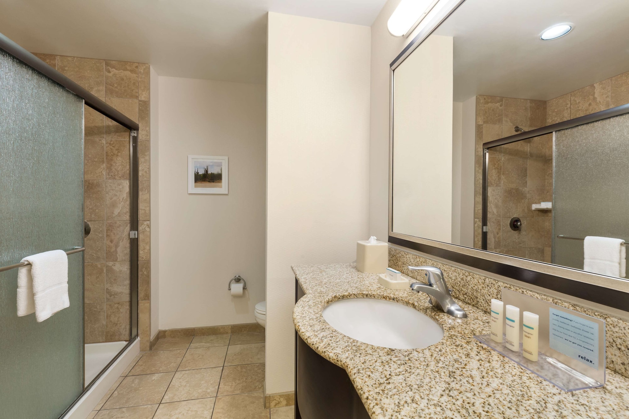 hampton inn and suites phoenix glendale westgate