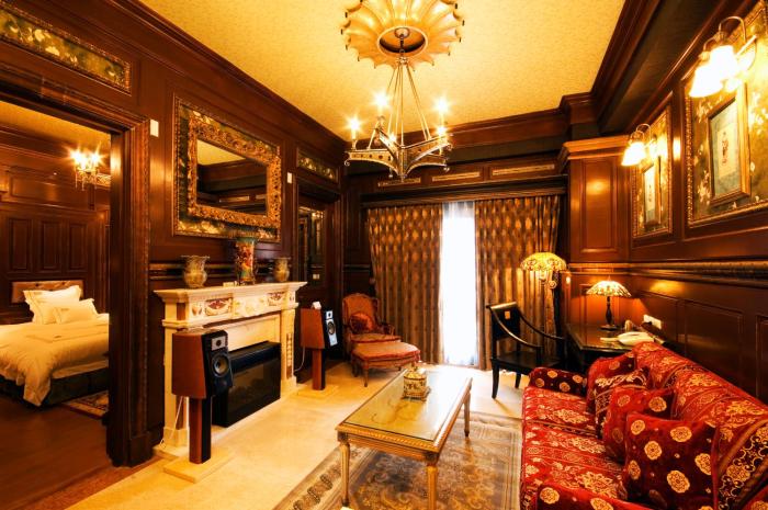 the old england manor