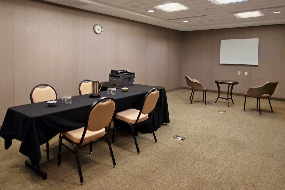 springhill suites phoenix glendale sports and entertainment district