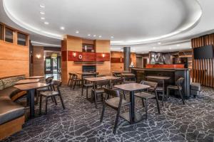 springhill suites phoenix glendale sports and entertainment district