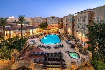 springhill suites phoenix glendale sports and entertainment district