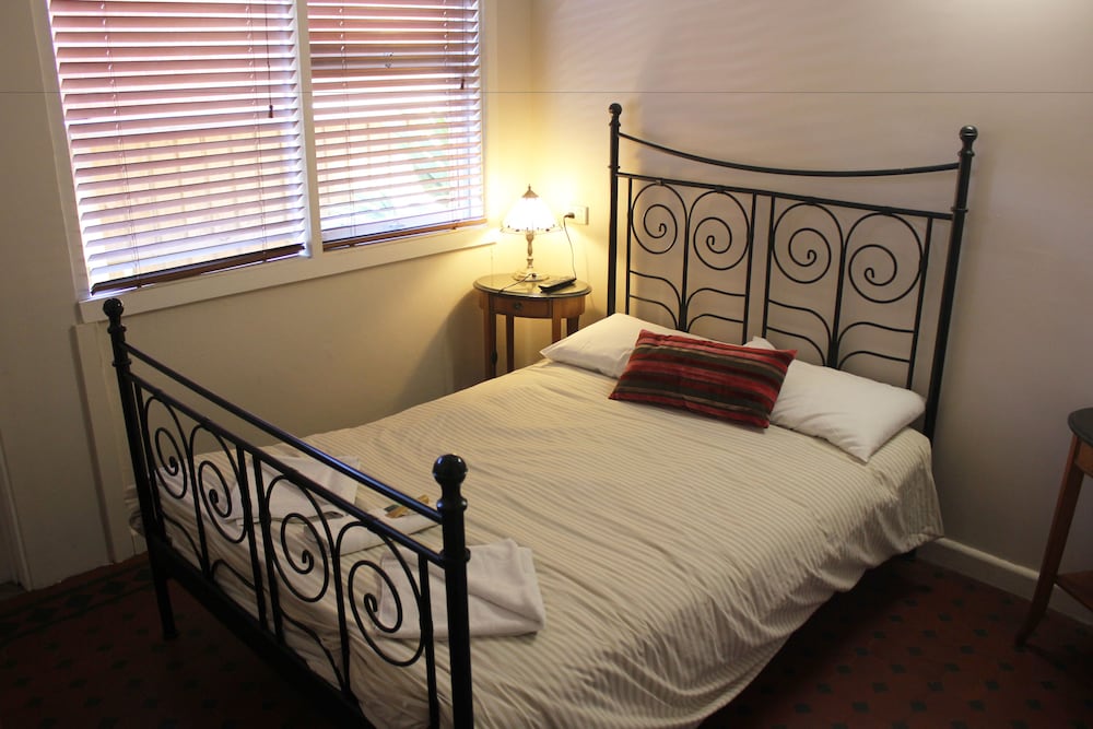 burwood bed and breakfast