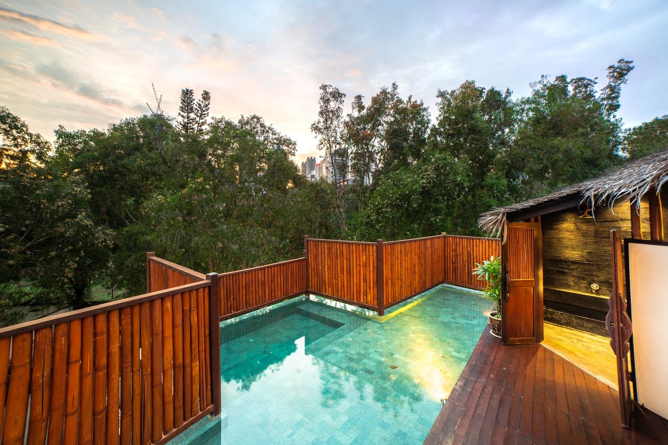 villa samadhi only adults