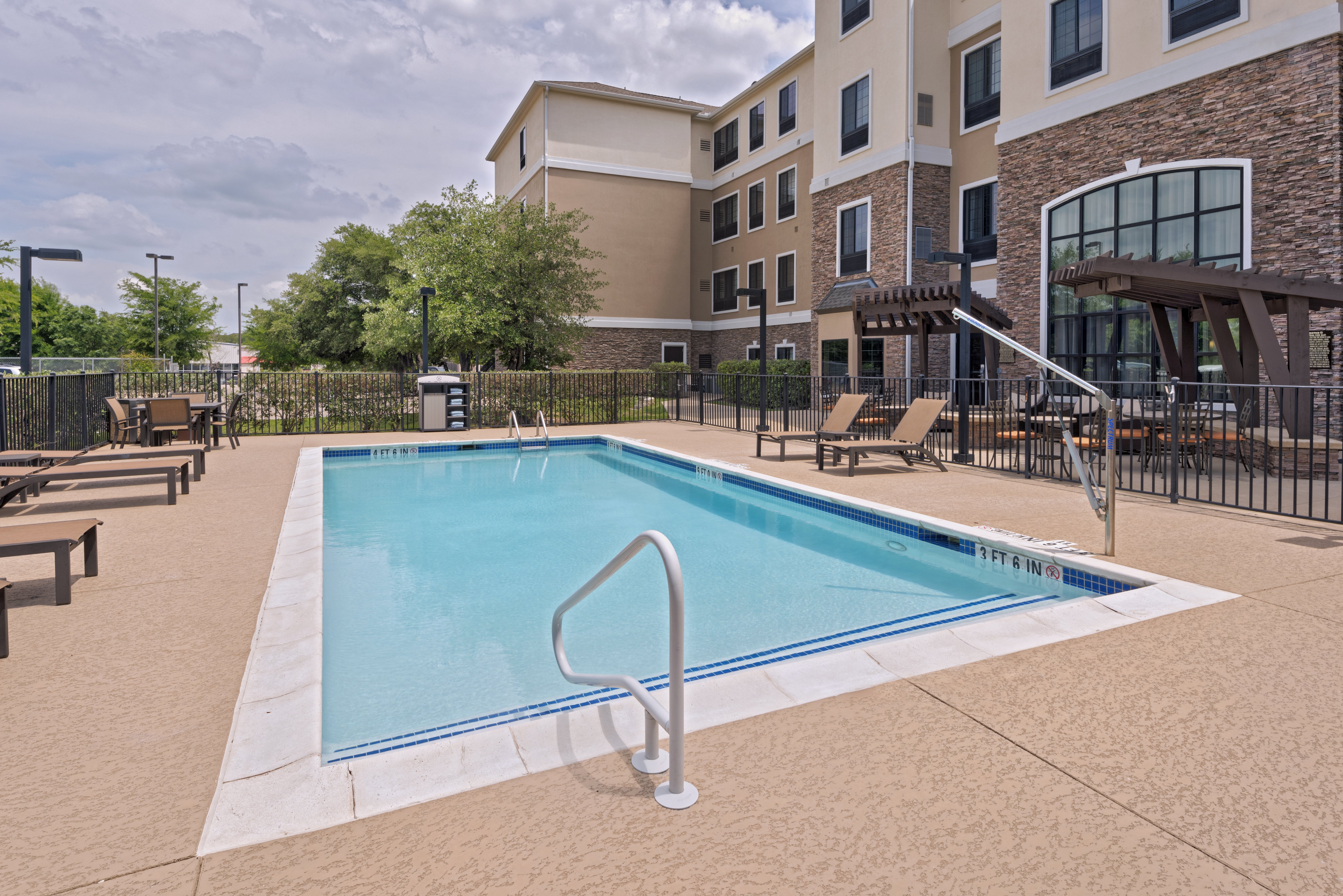 staybridge suites austin nw by ihg
