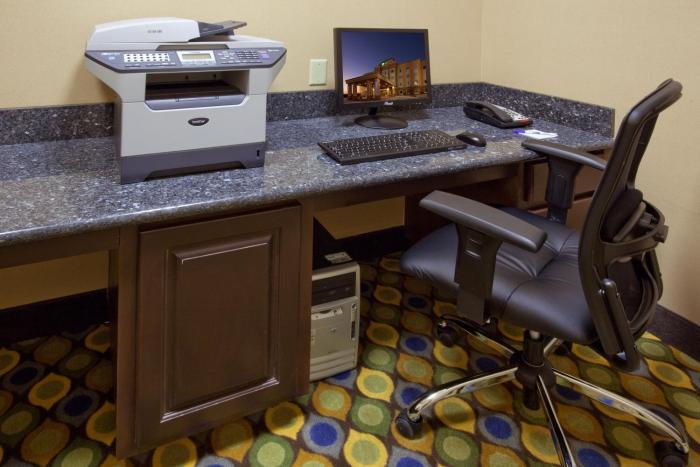 holiday inn express hotel and suites austin south buda