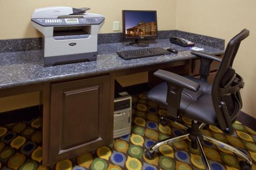 holiday inn express hotel and suites austin south buda