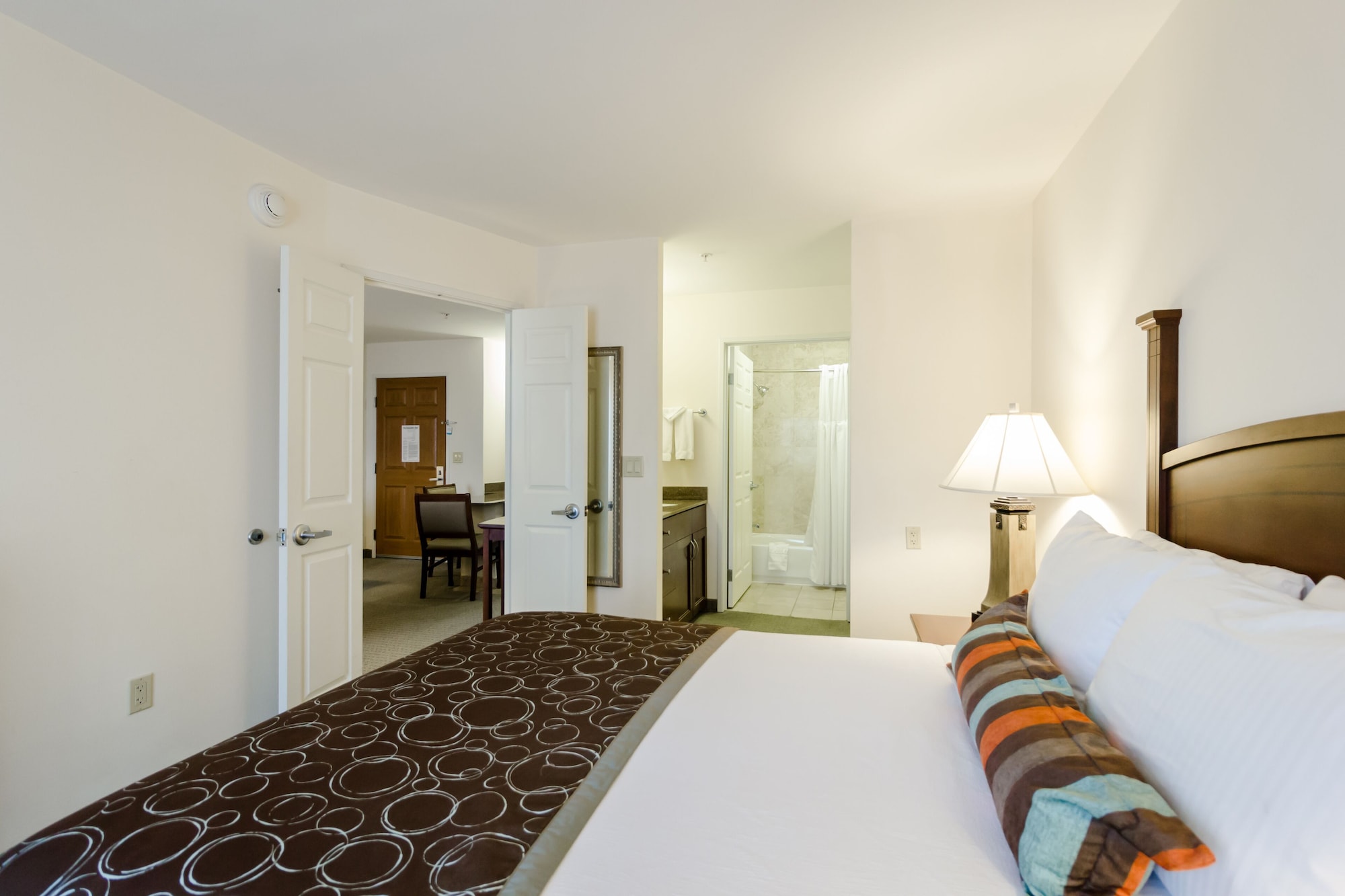 staybridge suites austin airport by ihg