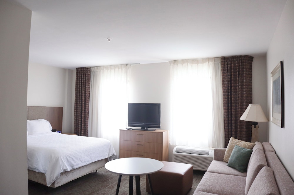 staybridge suites austin airport by ihg