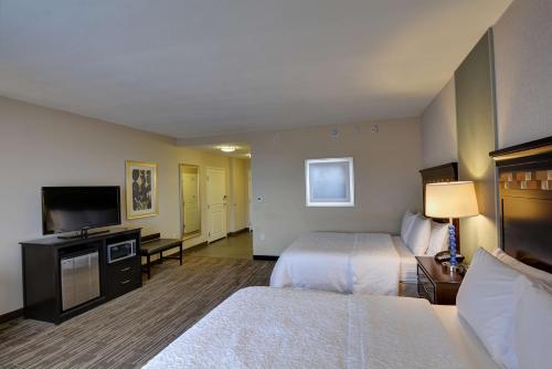 hampton inn and suites denver airport gateway park
