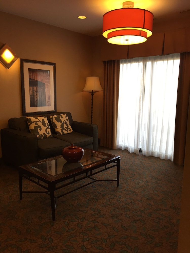 baymont by wyndham denver international airport