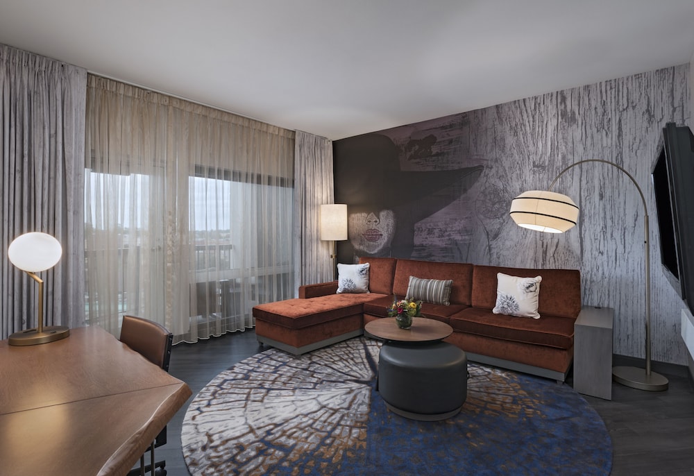 hyatt centric the woodlands