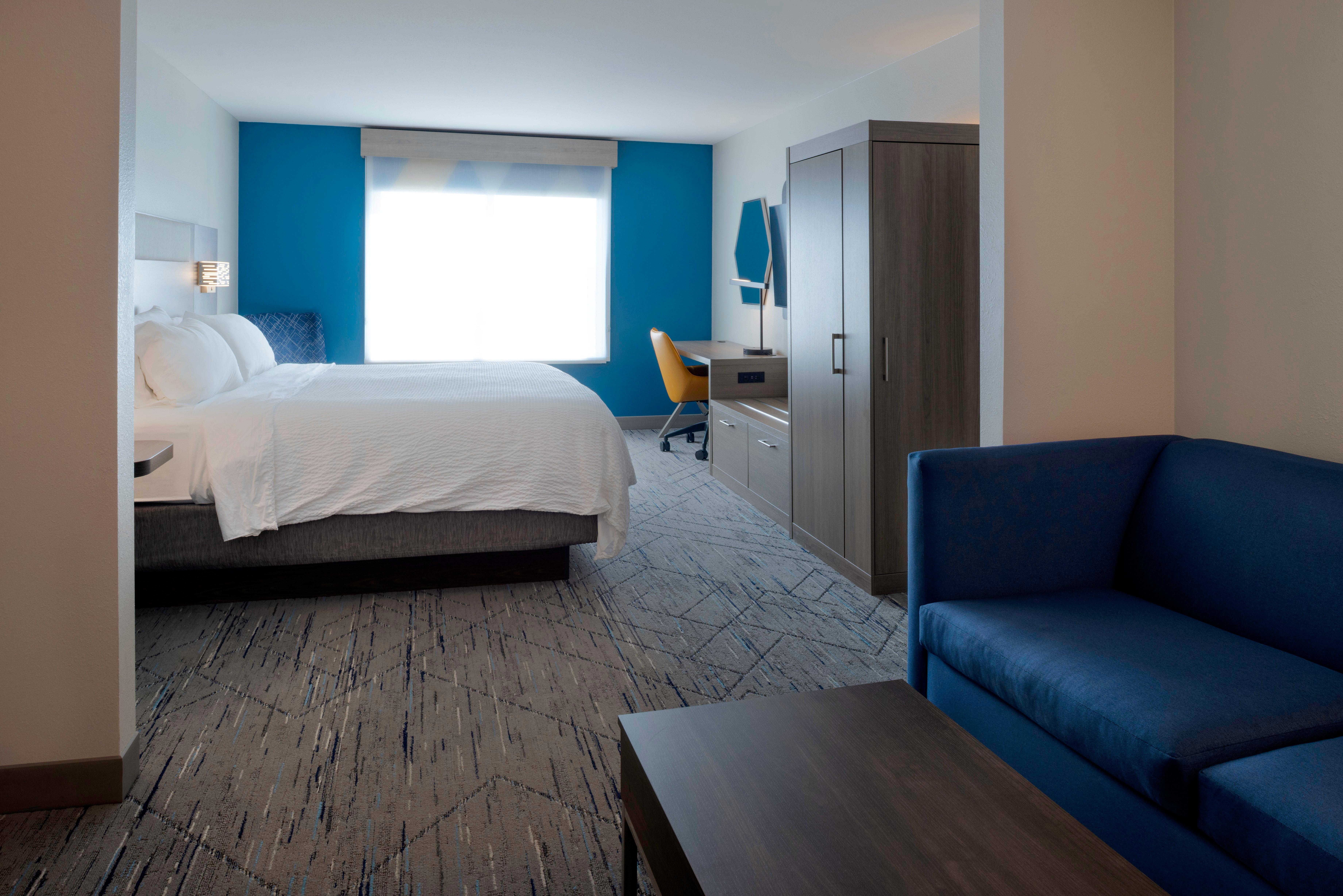 holiday inn express hotel and suites fort atkinson by ihg