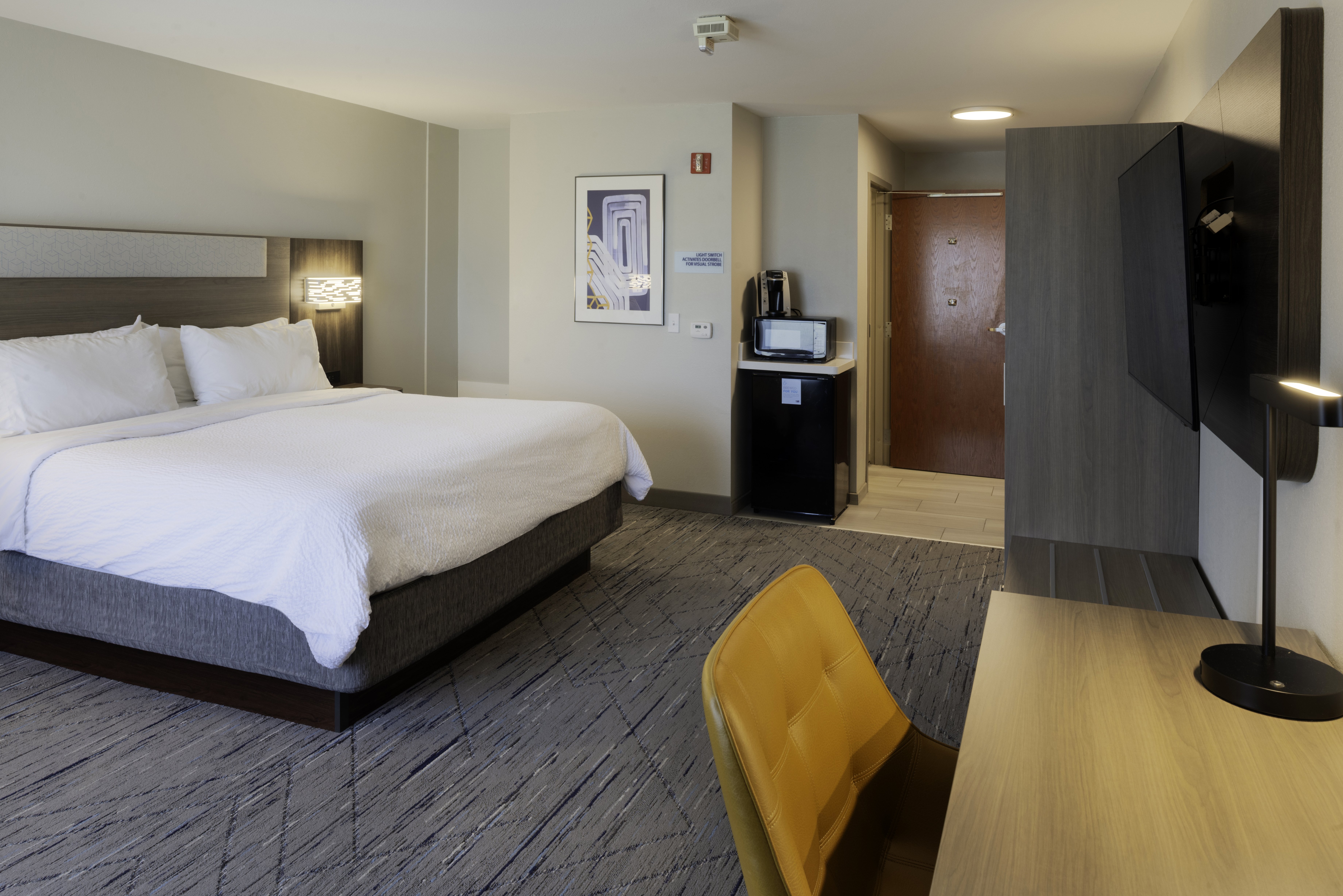 holiday inn express hotel and suites fort atkinson by ihg